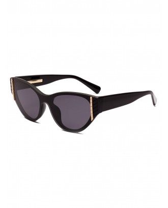 Geometric Rivet Vintage Catty Eye Sunglasses - Black